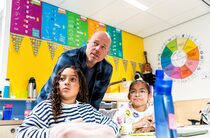 www.ELVE.nl____64